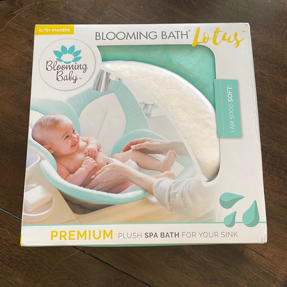 Baby bath plush